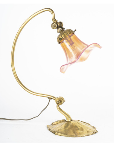 新艺术青铜灯，约 1900 年，署名 C.Berlier，里昂。