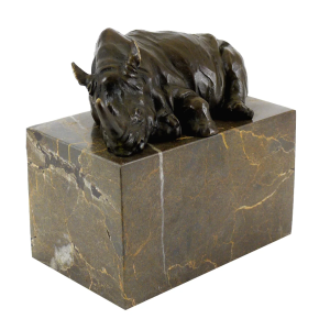 Estatua, escultura de... 2
