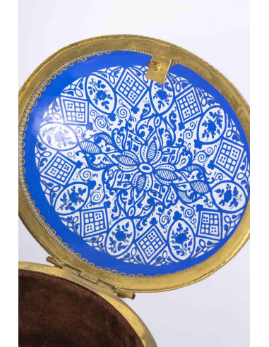 蓝色雕刻水晶表壳，拿破仑三世时期，19 世纪。