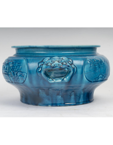 带有中国装饰的蓝色陶瓷花盆，龙威，19 世纪