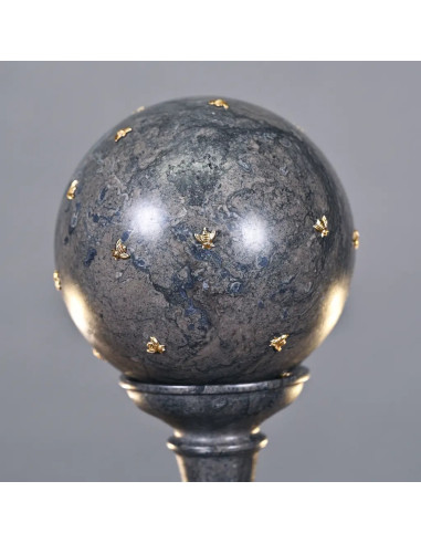 灰色/黑色大理石 "Bilboquet "配金色蜜蜂，经典帝国风格