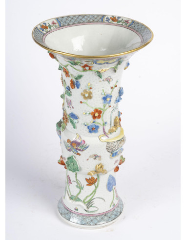 Jarra de estilo chinês em porcelana...