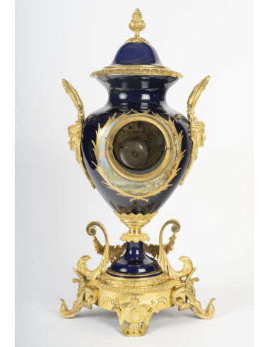 镀金青铜和塞夫勒瓷器壁炉，19 世纪，拿破仑三世时期。