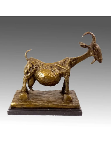 Pablo Picasso 风格的山羊青铜雕塑，20 世纪。