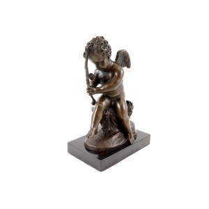 Figurative sculpture in...