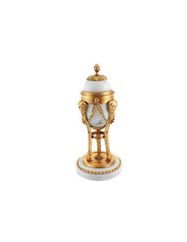 Napoleon III style decorative egg in...
