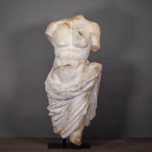 Estatua de Apolo con...