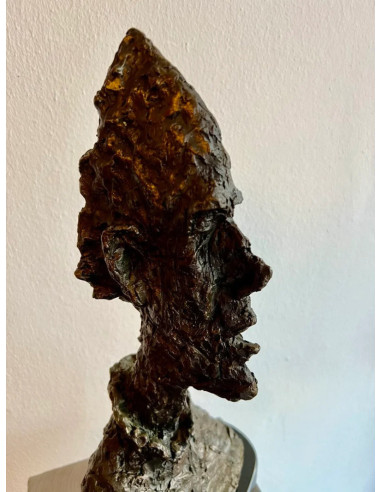 Modern bronze sculpture of a...