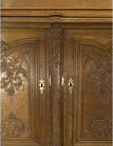 19e eeuws dressoir in de vorm van een...