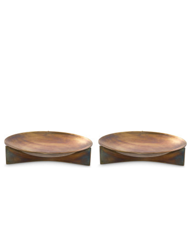 Pair of two bright-finish brass bowls