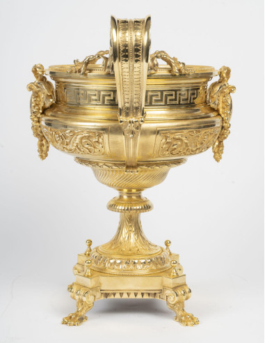 Taça e centro de mesa em bronze...