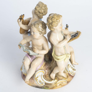 Pequeño grupo de Meissen,... 2