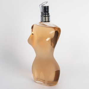 Frasco gigante de perfume... 2
