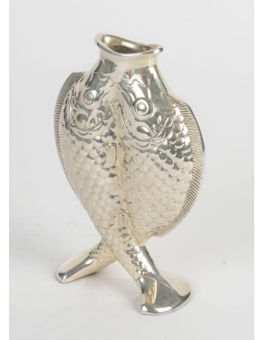 克里斯托弗（Christofle）银色金属双鱼花瓶，20世纪。