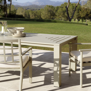 Rectangular outdoor dining... 2
