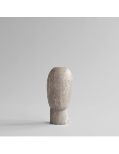 Medium-sized decorative travertine...