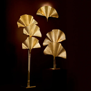 Polished brass floor lamp... 2