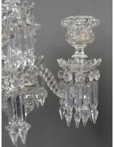 一对重要的巴卡拉（Baccarat）枝形吊灯，19世纪拿破仑三世时期作品，...