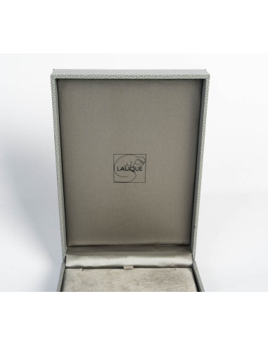 Jewelry box by Lalique, 1990.