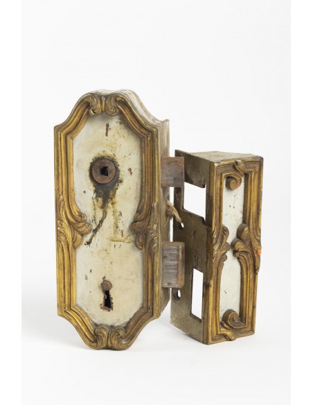 Door lock, large decoration, xixth century, with its key