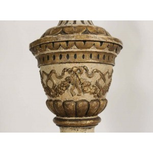 Dřevěný vyřezávaný svícen, lakovaný a zlacený, 19. století, období Napoleona III 2