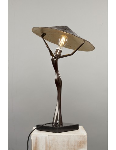 Bronze lamp by geau艺术家
