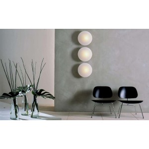 Louis Poulsen, lampa ścienna Arne Jacobsen. 2