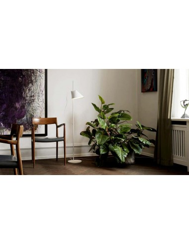 Louis poulsen, lamp with amarble基地 by gamfratesi