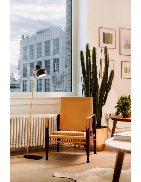 Louis poulsen, lamp by vilhelm lauzen