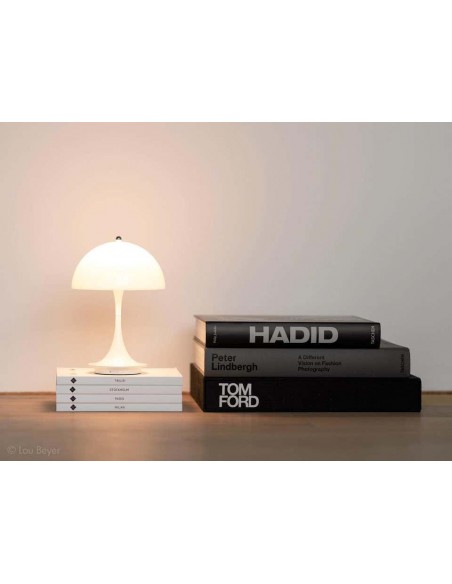 Louis pulseen, Webable 表 lamp byverner Panton