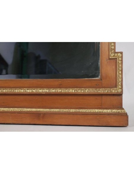 Specchio in legno e stucco in oro neoclassico